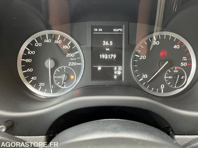MERCEDES VITO MIXTO 119 CDI LONG 4X4 7G-TRONIC 6 PLACES - فان: صورة 2 MERCEDES VITO MIXTO 119 CDI LONG 4X4 7G-TRONIC 6 PLACES - فان: صورة 2