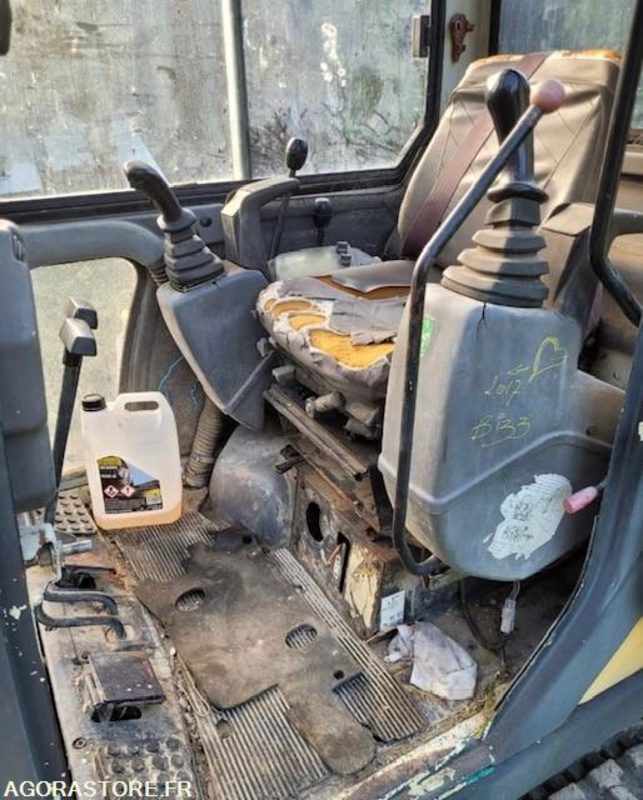 MINI-PELLE KOMATSU PC20-7 1994 3200 HEURES - حفارة: صورة 5 MINI-PELLE KOMATSU PC20-7 1994 3200 HEURES - حفارة: صورة 5