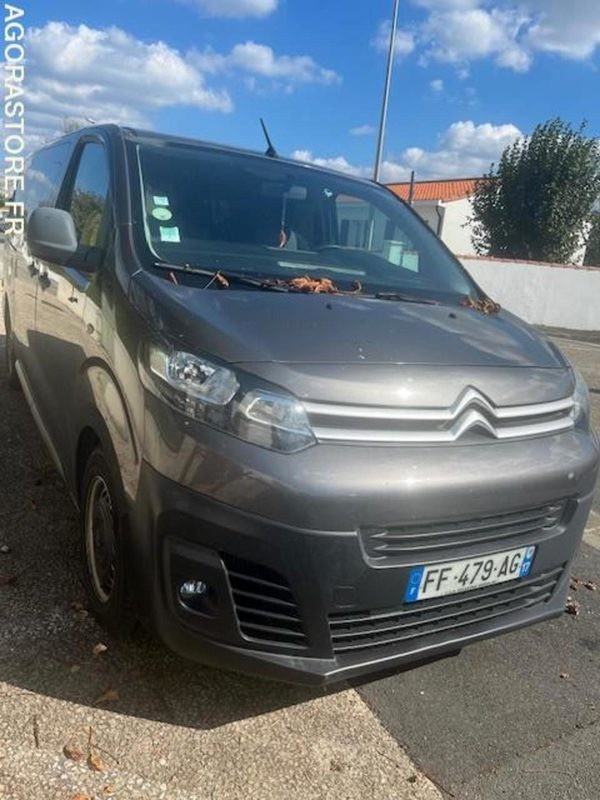 MINIBUS CITROEN JUMPY SPACETOURER 1.5L BHDI - 4 portes - 2019 - 182 000km - حافلة صغيرة, ميكروباص: صورة 2 MINIBUS CITROEN JUMPY SPACETOURER 1.5L BHDI - 4 portes - 2019 - 182 000km - حافلة صغيرة, ميكروباص: صورة 2