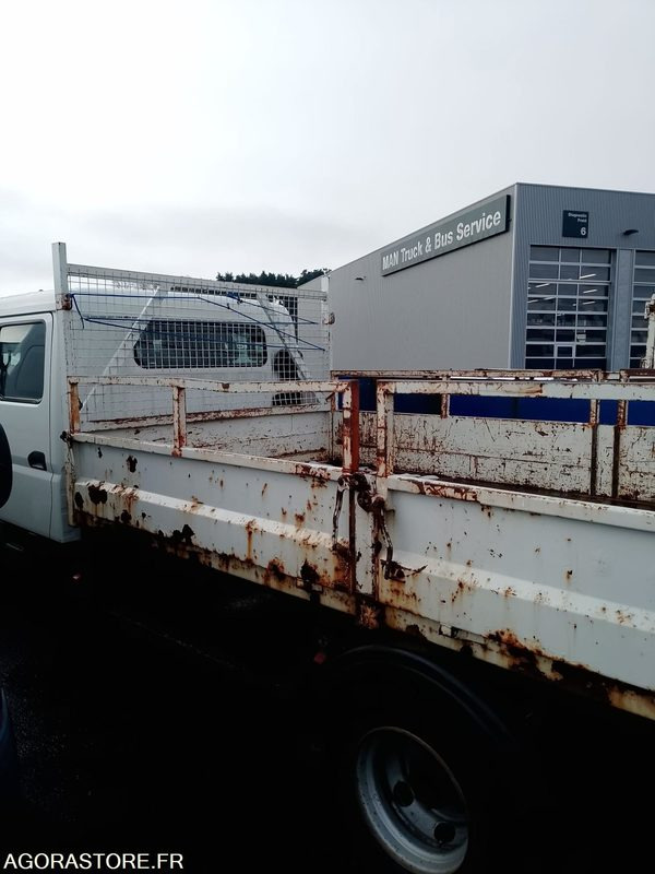 MITSUBISHI CANTER ( MOTEUR HS ) - شاحنة: صورة 5 MITSUBISHI CANTER ( MOTEUR HS ) - شاحنة: صورة 5