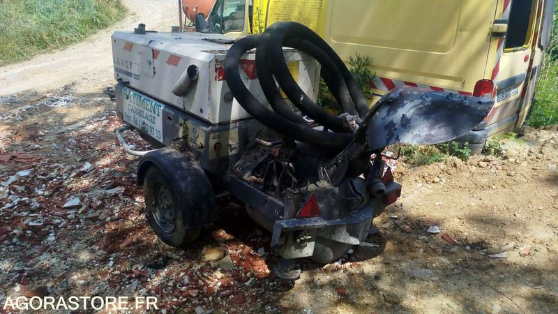 Machine a chape Lancy - TM2500 - 2385heures - مضخة خرسانة ثابتة: صورة 2 Machine a chape Lancy - TM2500 - 2385heures - مضخة خرسانة ثابتة: صورة 2