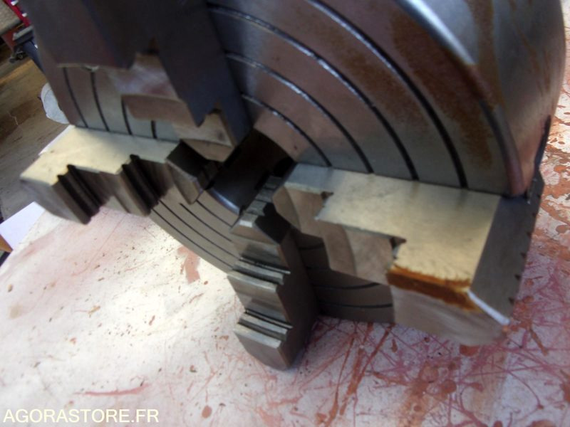 Mandrin de tour a métaux neuf 200mm - الأدوات والمعدات: صورة 4 Mandrin de tour a métaux neuf 200mm - الأدوات والمعدات: صورة 4