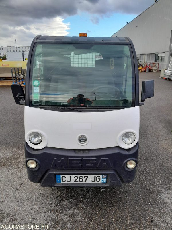 Méga M10 (CE257) - مركبة الخدمات الكهربائية: صورة 4 Méga M10 (CE257) - مركبة الخدمات الكهربائية: صورة 4