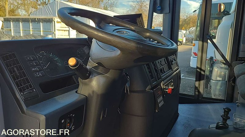 Mercedes Econic 2633 - 2012 - 206149kms - CG216GJ - شاحنة النفايات: صورة 4 Mercedes Econic 2633 - 2012 - 206149kms - CG216GJ - شاحنة النفايات: صورة 4