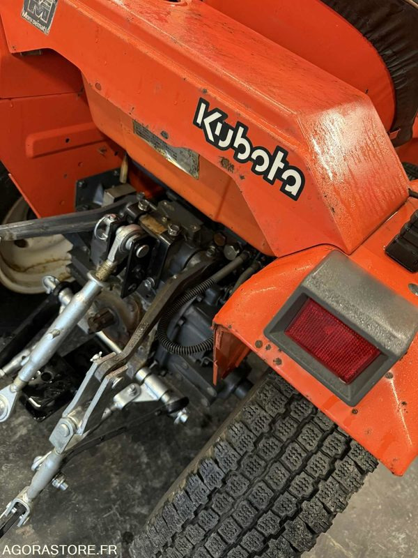 Micro tracteur KUBOTA B40 4X4 - جرار: صورة 3 Micro tracteur KUBOTA B40 4X4 - جرار: صورة 3