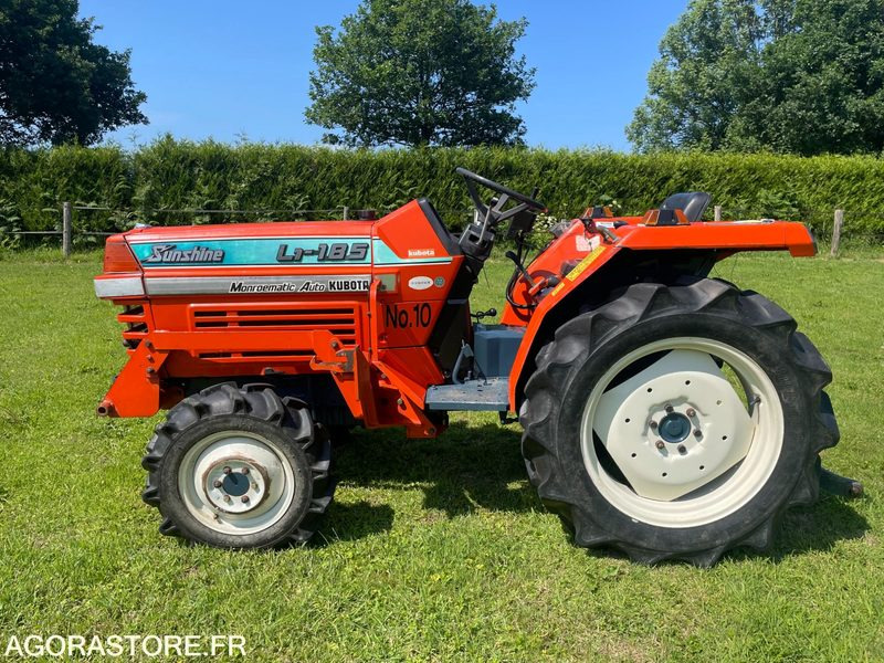 Micro-tracteur Kubota L1-185 - جرار: صورة 3 Micro-tracteur Kubota L1-185 - جرار: صورة 3