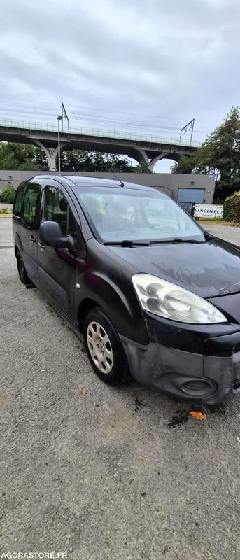 Monospace Peugeot Partner - 2012 - 296 080km - سيارة: صورة 3 Monospace Peugeot Partner - 2012 - 296 080km - سيارة: صورة 3