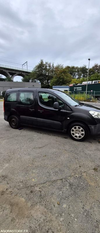 Monospace Peugeot Partner - 2012 - 296 080km - سيارة: صورة 1 Monospace Peugeot Partner - 2012 - 296 080km - سيارة: صورة 1