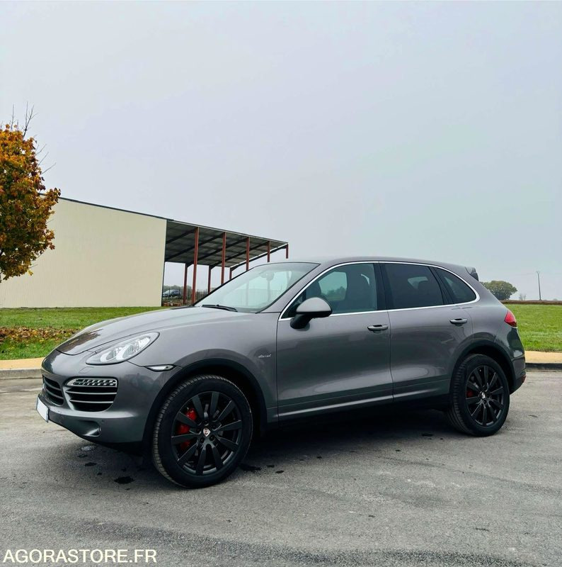 NIORT - PORSCHE CAYENNE 3.0 V6 - 2012 - 42 000 KM - سيارة: صورة 4 NIORT - PORSCHE CAYENNE 3.0 V6 - 2012 - 42 000 KM - سيارة: صورة 4
