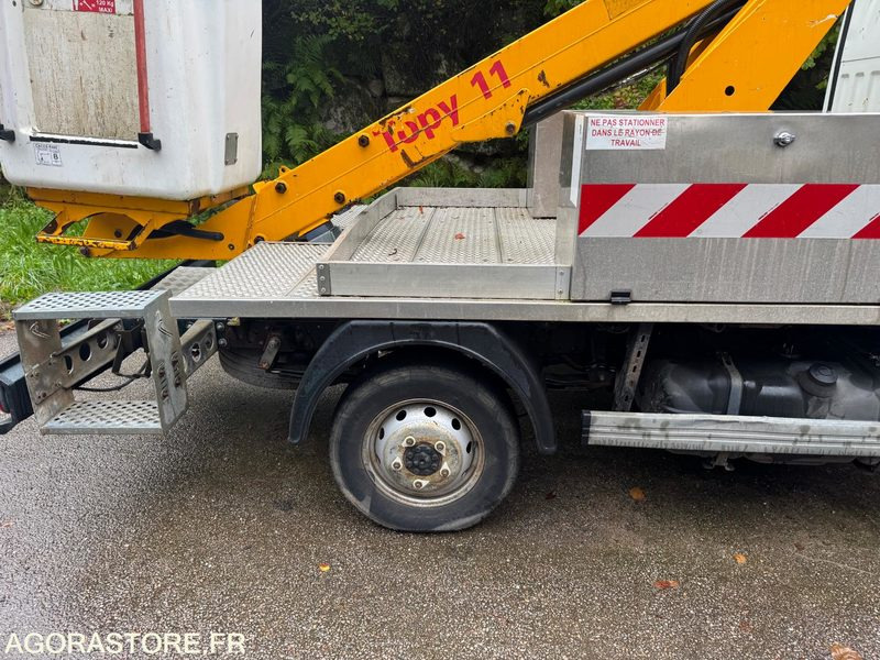 Nacelle Nissan CABSTAR - 2014 - 98 000kms - قلاب صغير: صورة 4 Nacelle Nissan CABSTAR - 2014 - 98 000kms - قلاب صغير: صورة 4