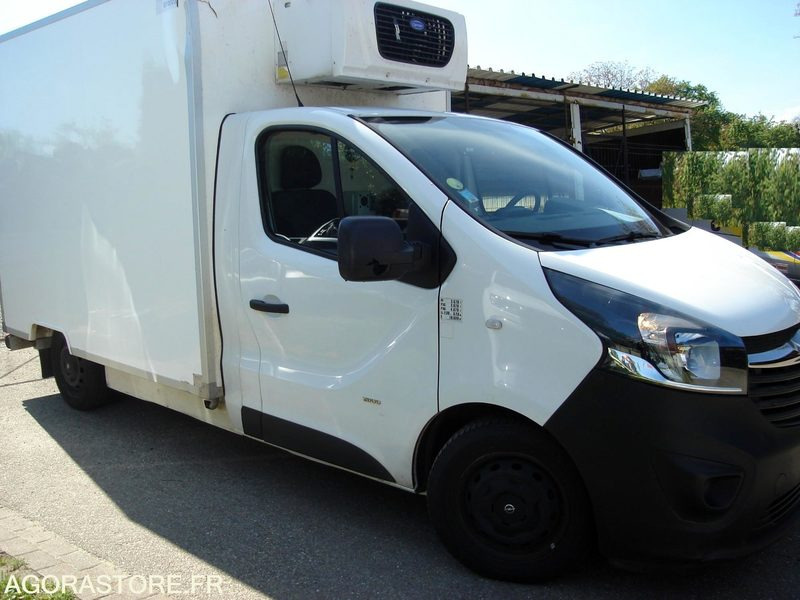 OPEL VIVARO FRIGORIFIQUE - 2017 - 159600KM - شاحنة مُبرّدة للتوصيل: صورة 2 OPEL VIVARO FRIGORIFIQUE - 2017 - 159600KM - شاحنة مُبرّدة للتوصيل: صورة 2