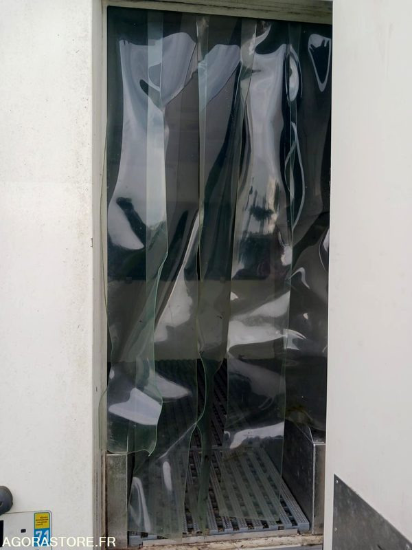 OPEL VIVARO FRIGORIFIQUE - 2017 - 159600KM - شاحنة مُبرّدة للتوصيل: صورة 5 OPEL VIVARO FRIGORIFIQUE - 2017 - 159600KM - شاحنة مُبرّدة للتوصيل: صورة 5