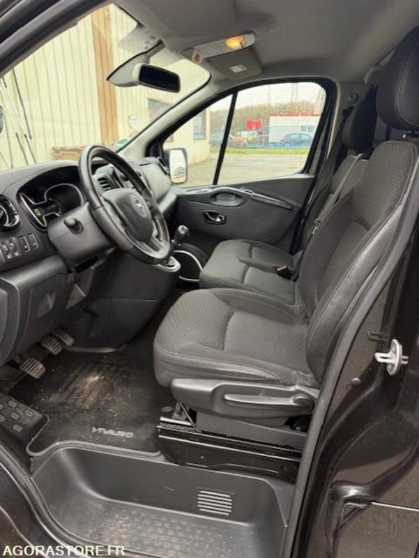 OPEL VIVARO MINIBUS - حافلة صغيرة, ميكروباص: صورة 4 OPEL VIVARO MINIBUS - حافلة صغيرة, ميكروباص: صورة 4