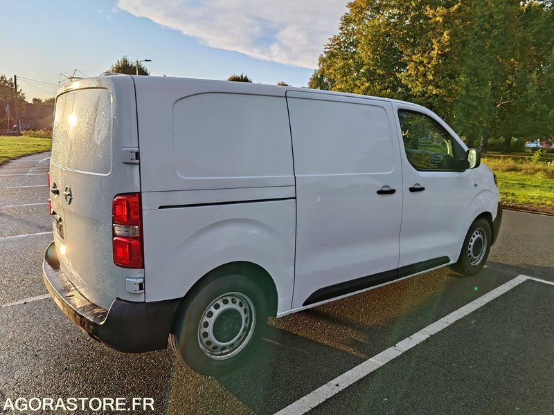 Opel vivaro - 73000km - 2021 - فان المدمجة: صورة 2 Opel vivaro - 73000km - 2021 - فان المدمجة: صورة 2
