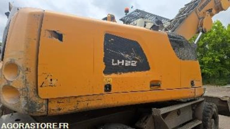 PELLE DE MANUTENTION SUR ROUE - LH22M LITRONIC LIEBHERR - 2017 / 12 053 HEURES - حفارة: صورة 5 PELLE DE MANUTENTION SUR ROUE - LH22M LITRONIC LIEBHERR - 2017 / 12 053 HEURES - حفارة: صورة 5