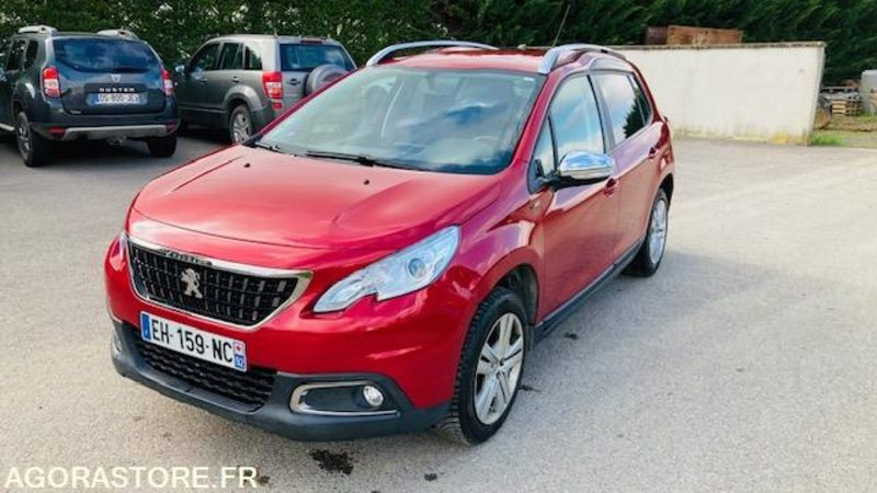 PEUGEOT 2008 1.2L STYLE - سيارة دفع رباعي: صورة 3 PEUGEOT 2008 1.2L STYLE - سيارة دفع رباعي: صورة 3
