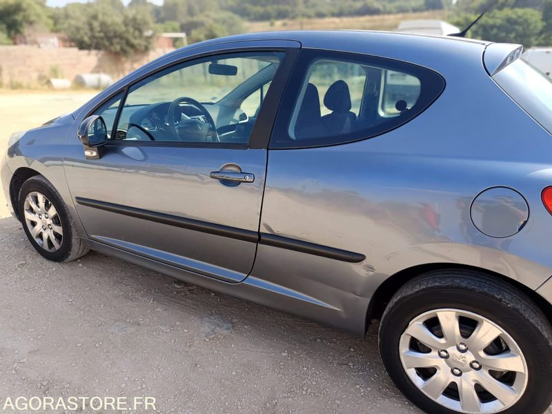 PEUGEOT 207 - 2009 - 235700KMS - سيارة: صورة 3 PEUGEOT 207 - 2009 - 235700KMS - سيارة: صورة 3