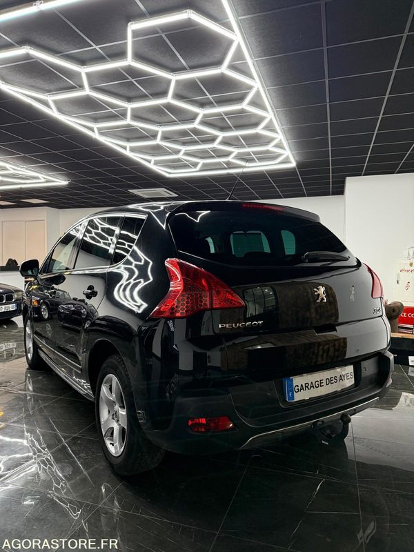 PEUGEOT 3008 1.6L HDI 115CH CROSSWAY - سيارة دفع رباعي: صورة 3 PEUGEOT 3008 1.6L HDI 115CH CROSSWAY - سيارة دفع رباعي: صورة 3