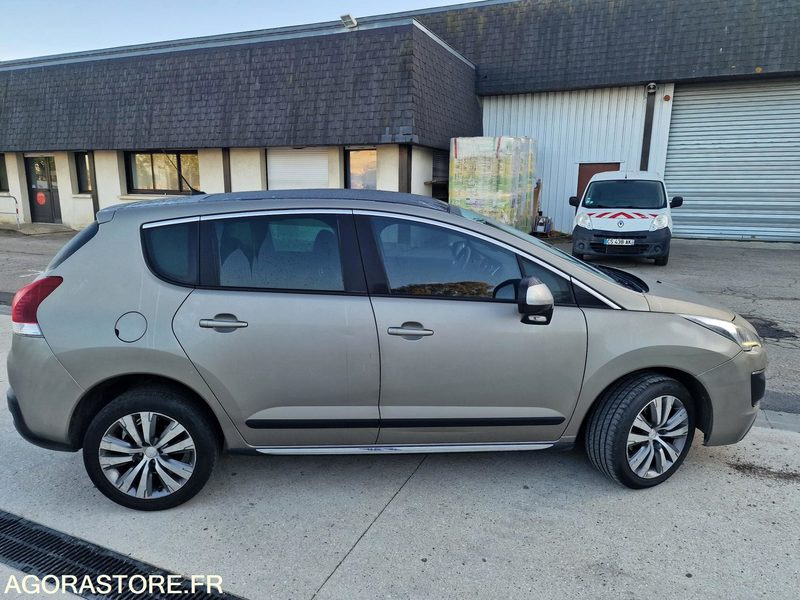 PEUGEOT 3008 - سيارة: صورة 5 PEUGEOT 3008 - سيارة: صورة 5