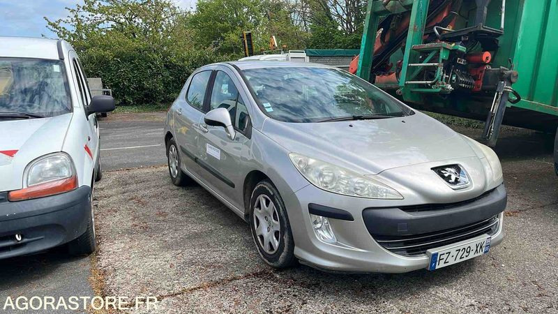 PEUGEOT 308 HDI - 2008 - 245953KM - BON ETAT - سيارة: صورة 2 PEUGEOT 308 HDI - 2008 - 245953KM - BON ETAT - سيارة: صورة 2