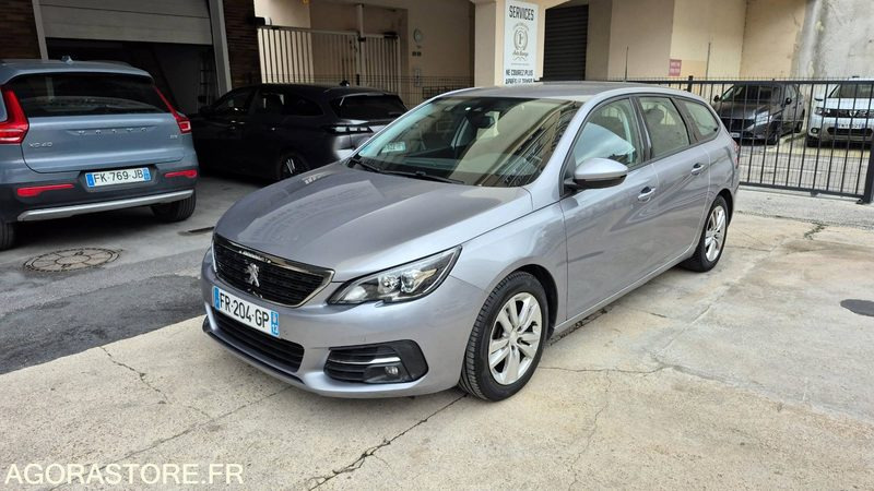 PEUGEOT 308 SW 1.5 BLUEHDI 100 ACTIVE BUSINESS PAS DE TVA - سيارة ستيشن: صورة 3 PEUGEOT 308 SW 1.5 BLUEHDI 100 ACTIVE BUSINESS PAS DE TVA - سيارة ستيشن: صورة 3