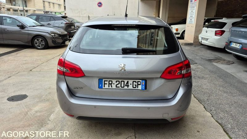 PEUGEOT 308 SW 1.5 BLUEHDI 100 ACTIVE BUSINESS PAS DE TVA - سيارة ستيشن: صورة 4 PEUGEOT 308 SW 1.5 BLUEHDI 100 ACTIVE BUSINESS PAS DE TVA - سيارة ستيشن: صورة 4