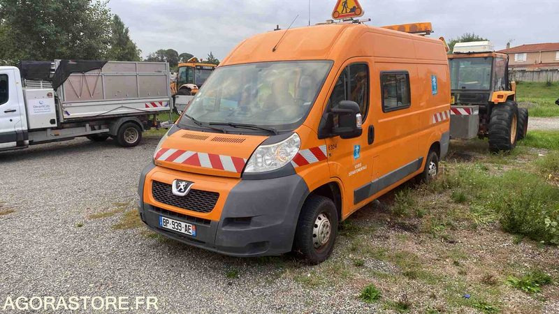 PEUGEOT BOXER 4X4 DANGEL - 2011 - 155041 KM - فان: صورة 1 PEUGEOT BOXER 4X4 DANGEL - 2011 - 155041 KM - فان: صورة 1