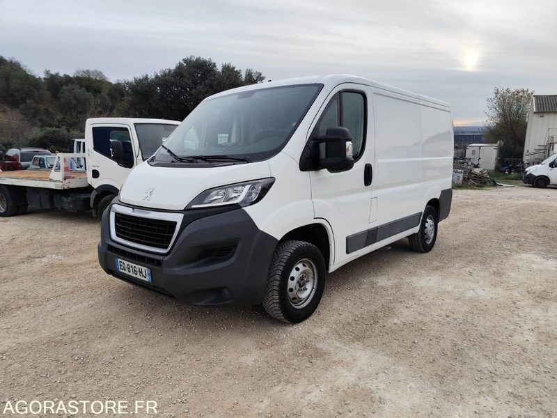 PEUGEOT BOXER L1H1 2.0 BlueHDi 110CH - 2017 - 239000KMS - فان المدمجة: صورة 4 PEUGEOT BOXER L1H1 2.0 BlueHDi 110CH - 2017 - 239000KMS - فان المدمجة: صورة 4