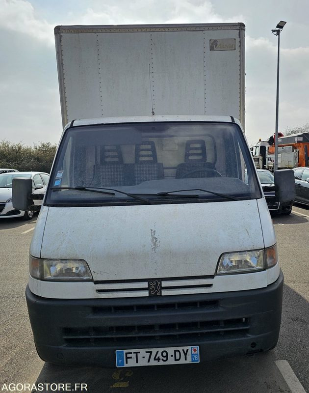 PEUGEOT Boxer - fourgon 20m3 - 1994 - 108 598Kms - GAZOLE - شاحنة التوصيل: صورة 1 PEUGEOT Boxer - fourgon 20m3 - 1994 - 108 598Kms - GAZOLE - شاحنة التوصيل: صورة 1