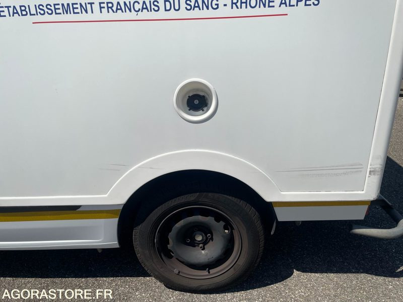 PEUGEOT Partner frigorifique - فان المدمجة: صورة 5 PEUGEOT Partner frigorifique - فان المدمجة: صورة 5