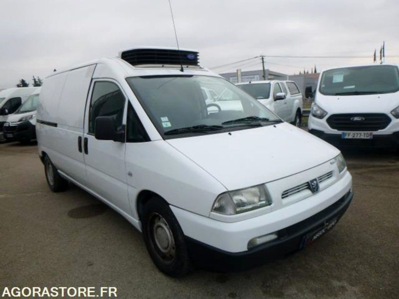 PEUGEOT expert frigorifique - 2003 - 96 210km - BON ETAT - فان المدمجة: صورة 1 PEUGEOT expert frigorifique - 2003 - 96 210km - BON ETAT - فان المدمجة: صورة 1