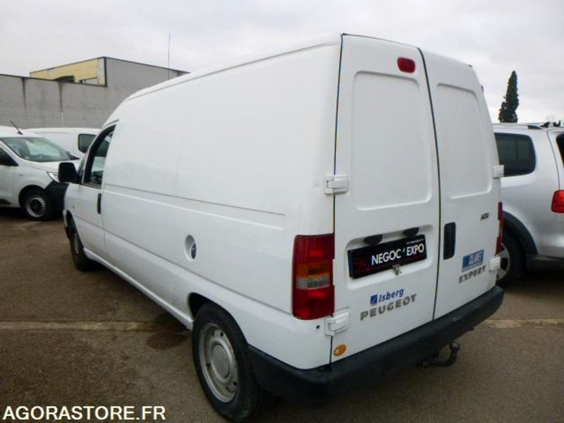 PEUGEOT expert frigorifique - 2003 - 96 210km - BON ETAT - فان المدمجة: صورة 4 PEUGEOT expert frigorifique - 2003 - 96 210km - BON ETAT - فان المدمجة: صورة 4