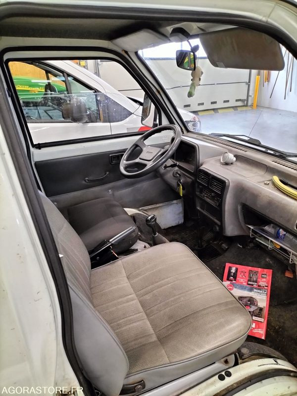 PIAGGIO PORTER - قلاب صغير: صورة 4 PIAGGIO PORTER - قلاب صغير: صورة 4