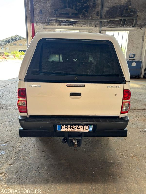 PICK UP 4x4 - TOYOTA HILUX - 289 356 KM (P1300081) - شاحنة التوصيل: صورة 4 PICK UP 4x4 - TOYOTA HILUX - 289 356 KM (P1300081) - شاحنة التوصيل: صورة 4
