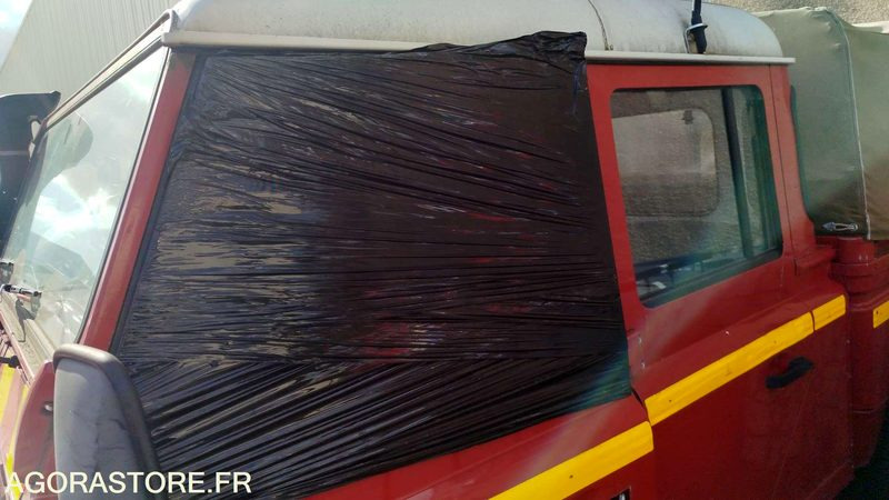 PICK-UP Land rover Defender - 2004 - 9266QL11 - شاحنة البيك أب: صورة 3 PICK-UP Land rover Defender - 2004 - 9266QL11 - شاحنة البيك أب: صورة 3