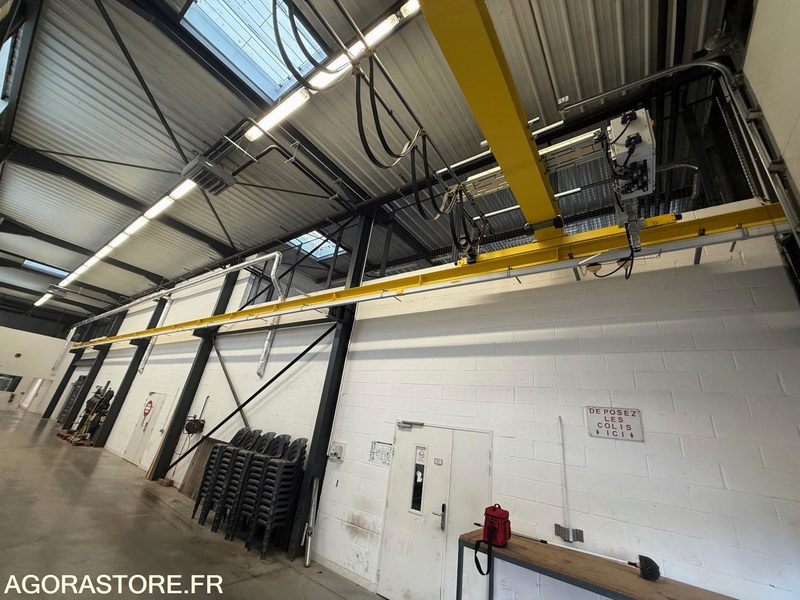 PONT ROULANT (Capacité 1600kgs) - الأدوات والمعدات: صورة 3 PONT ROULANT (Capacité 1600kgs) - الأدوات والمعدات: صورة 3