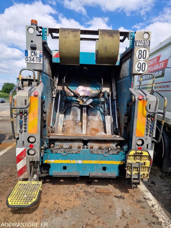 PORTEUR BOM 12T DAF FAUN - 2012 - شاحنة النفايات: صورة 4 PORTEUR BOM 12T DAF FAUN - 2012 - شاحنة النفايات: صورة 4