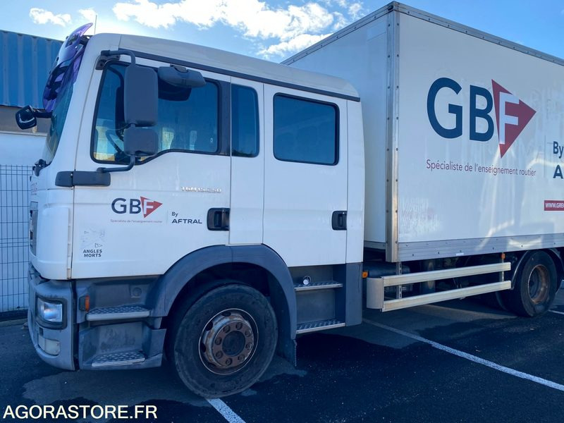 PORTEUR MAN TGM AUTO ECOLE - 2010 - 230000 Kms - شاحنة: صورة 3 PORTEUR MAN TGM AUTO ECOLE - 2010 - 230000 Kms - شاحنة: صورة 3