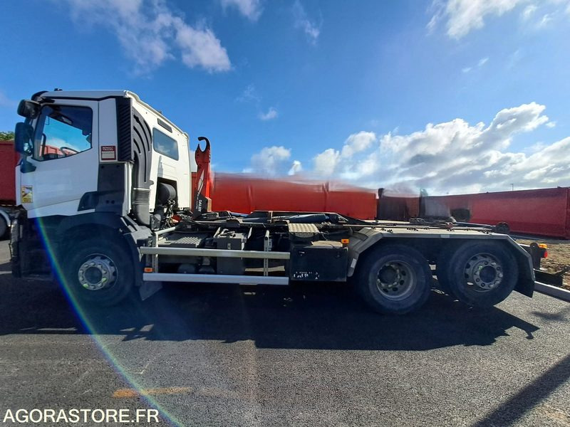 PORTEUR POLYBENNE RENAULT C-SERIES 460 - 2016 / 424 620 KM - شاحنة ذات خطاف: صورة 2 PORTEUR POLYBENNE RENAULT C-SERIES 460 - 2016 / 424 620 KM - شاحنة ذات خطاف: صورة 2