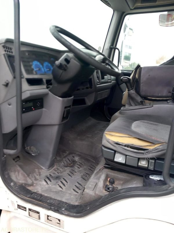 PORTEUR RENAULT MIDLUM - 2005 - 282789 Kms - شاحنة: صورة 3 PORTEUR RENAULT MIDLUM - 2005 - 282789 Kms - شاحنة: صورة 3