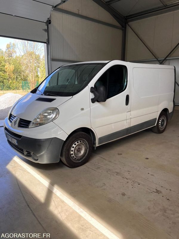 PRIX TTC 0%TVA - RENAULT TRAFIC 2008 2.0 DCI 214.000KM MOTEUR ECHANGE STANDARD - فان: صورة 1 PRIX TTC 0%TVA - RENAULT TRAFIC 2008 2.0 DCI 214.000KM MOTEUR ECHANGE STANDARD - فان: صورة 1