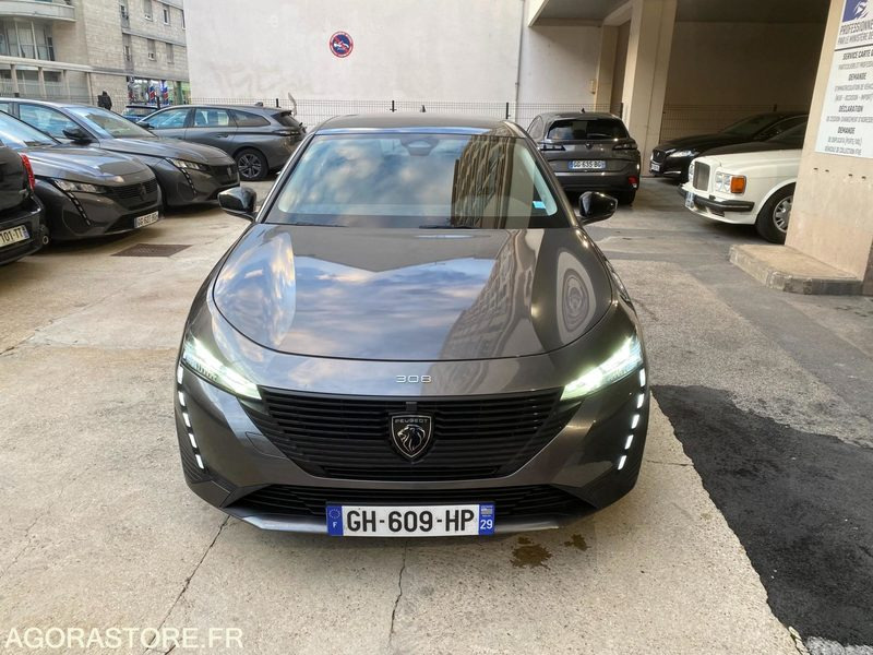 PRIX TTC PEUGEOT 308 III (P5) SW 1.5 BlueHDi 16V EAT8 S&S 130 Boîte automatique - سيارة ستيشن: صورة 2 PRIX TTC PEUGEOT 308 III (P5) SW 1.5 BlueHDi 16V EAT8 S&S 130 Boîte automatique - سيارة ستيشن: صورة 2