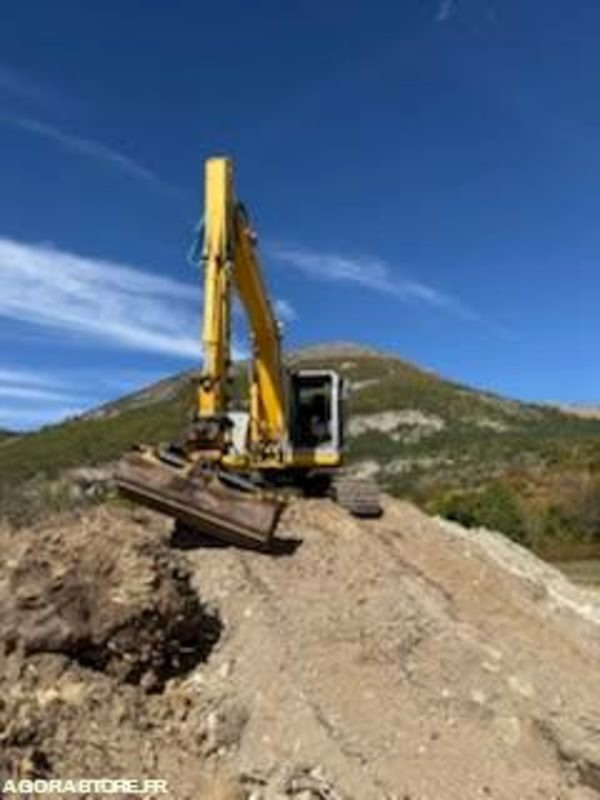 Pelle New Holland E135SR-1ES Diesel 2007 - حفار زحاف: صورة 3 Pelle New Holland E135SR-1ES Diesel 2007 - حفار زحاف: صورة 3