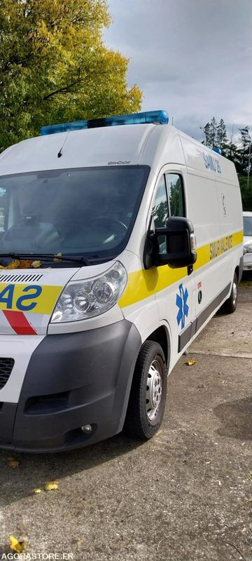 Peugeot BOXER, 3L HDI, 2012, 329317 kms, moteur 63435kms - سيارة اسعاف: صورة 3 Peugeot BOXER, 3L HDI, 2012, 329317 kms, moteur 63435kms - سيارة اسعاف: صورة 3