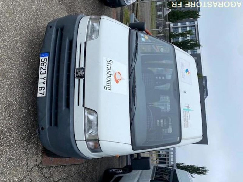 Peugeot EXPERT 1999 - 8 place + 1 PMR - فان المدمجة: صورة 1 Peugeot EXPERT 1999 - 8 place + 1 PMR - فان المدمجة: صورة 1