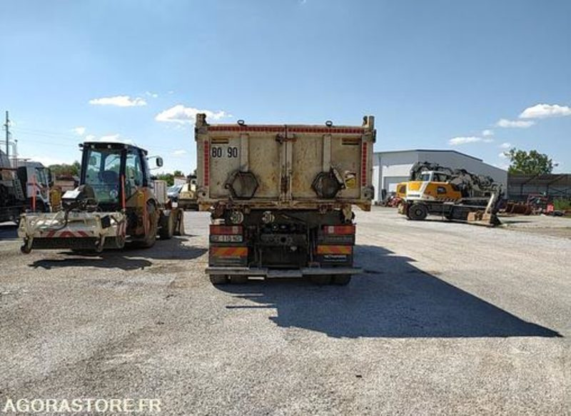 Porteur 8x4 Mercedes Benne 32 tonnes - CE115NQ - 2008 / 517809 KM (ML559) - شاحنة: صورة 5 Porteur 8x4 Mercedes Benne 32 tonnes - CE115NQ - 2008 / 517809 KM (ML559) - شاحنة: صورة 5