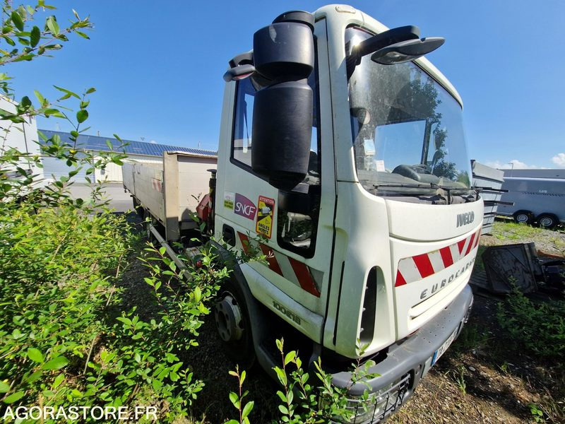 Porteur benne grue Iveco 100E18 - DA218FM - شاحنة: صورة 2 Porteur benne grue Iveco 100E18 - DA218FM - شاحنة: صورة 2