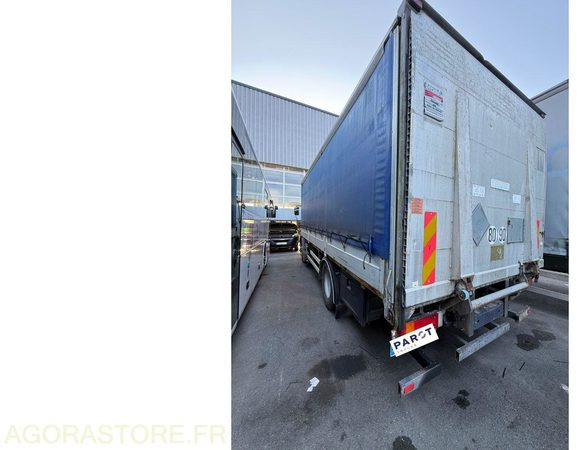 RENAULT 320 DCI - 2006 - 549 396km - وحدة جر: صورة 3 RENAULT 320 DCI - 2006 - 549 396km - وحدة جر: صورة 3
