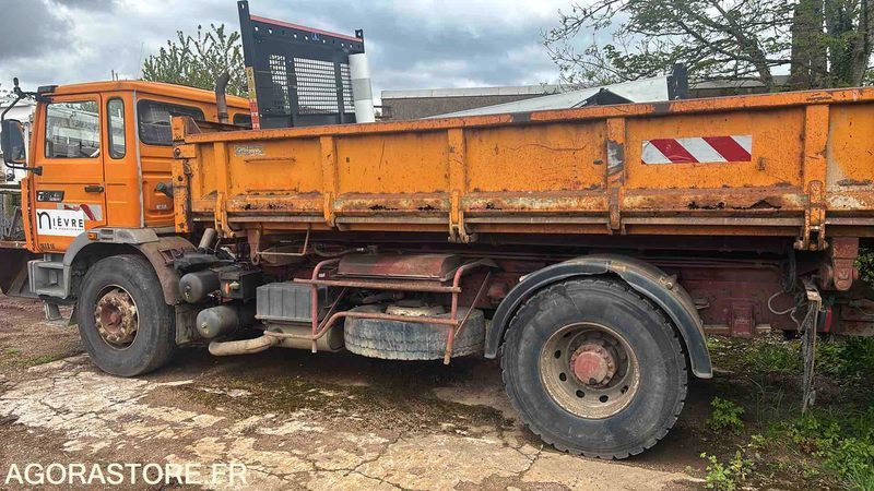 RENAULT CAM G270 19SC C 19 T -1995 - 298790kms - شاحنة: صورة 3 RENAULT CAM G270 19SC C 19 T -1995 - 298790kms - شاحنة: صورة 3