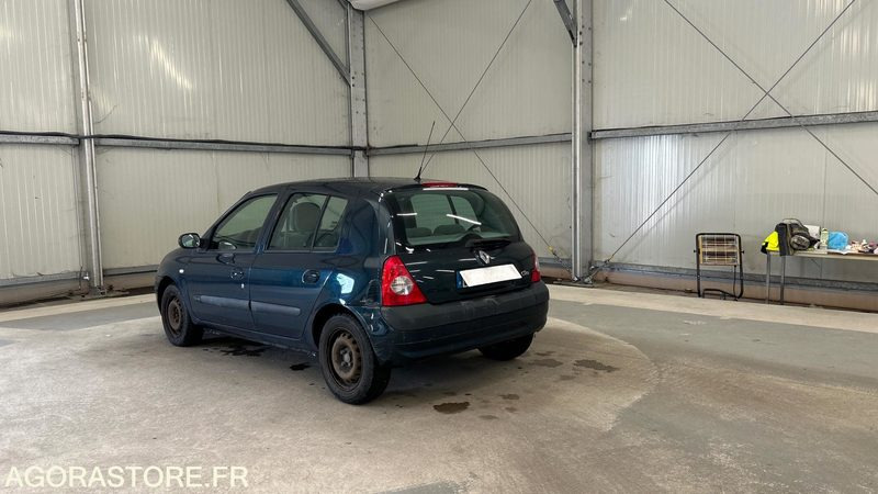 RENAULT-CLIO- 1.4-16V-EXTRÊME-ESSENCE-154073KMS - سيارة: صورة 3 RENAULT-CLIO- 1.4-16V-EXTRÊME-ESSENCE-154073KMS - سيارة: صورة 3